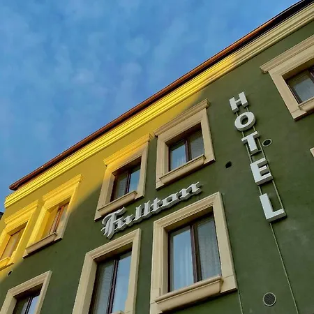 Otel Fullton 3*