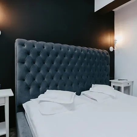 Fullton Otel