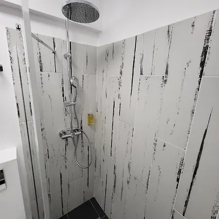 Fullton Otel
